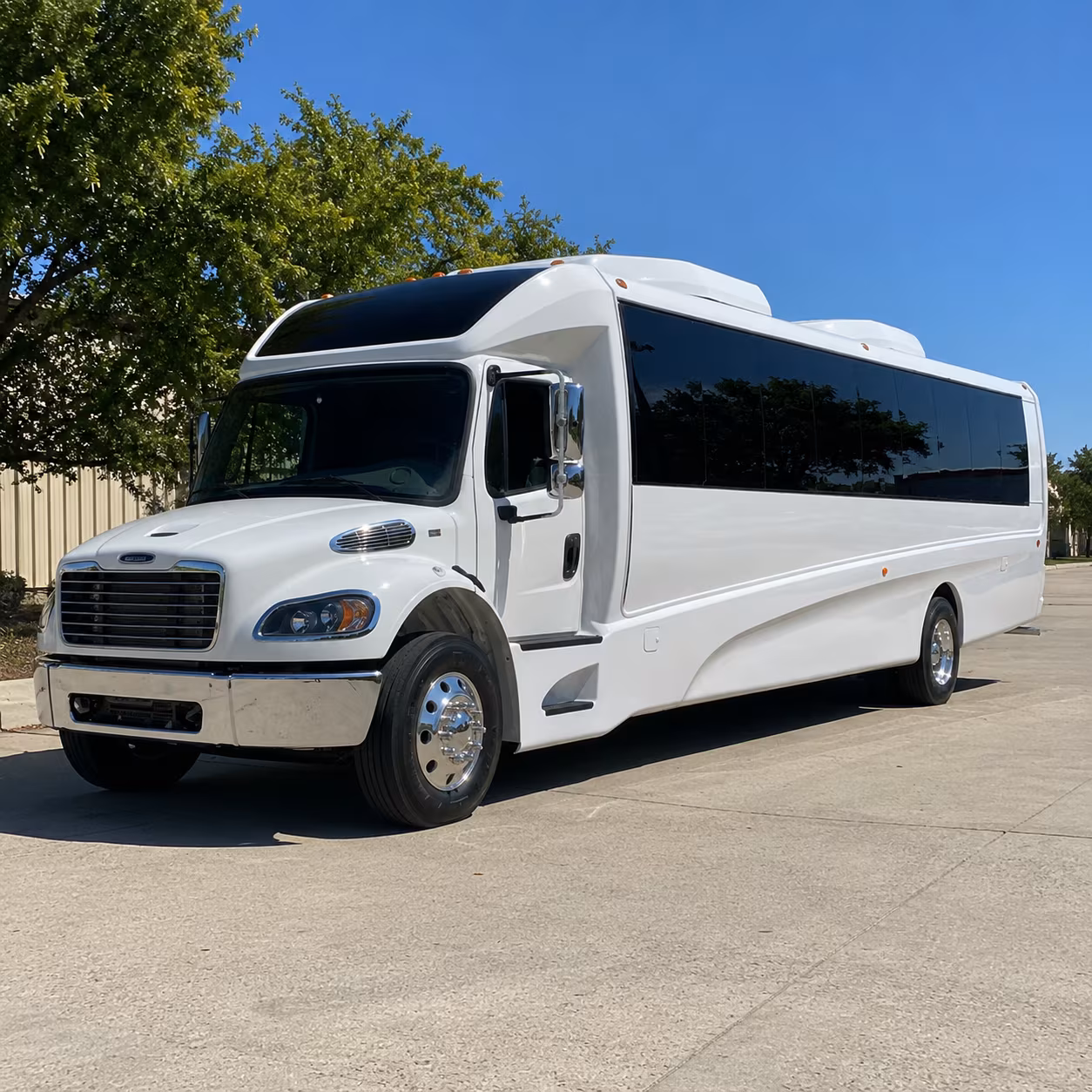 irvington 28 passenger minibus