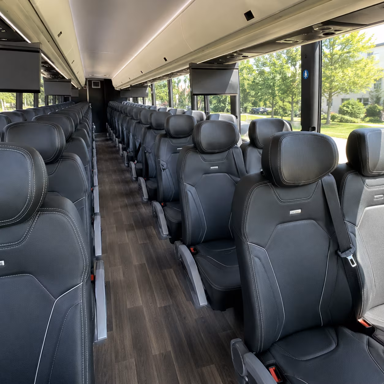 newark liberty international airport ewr charter bus shuttle service